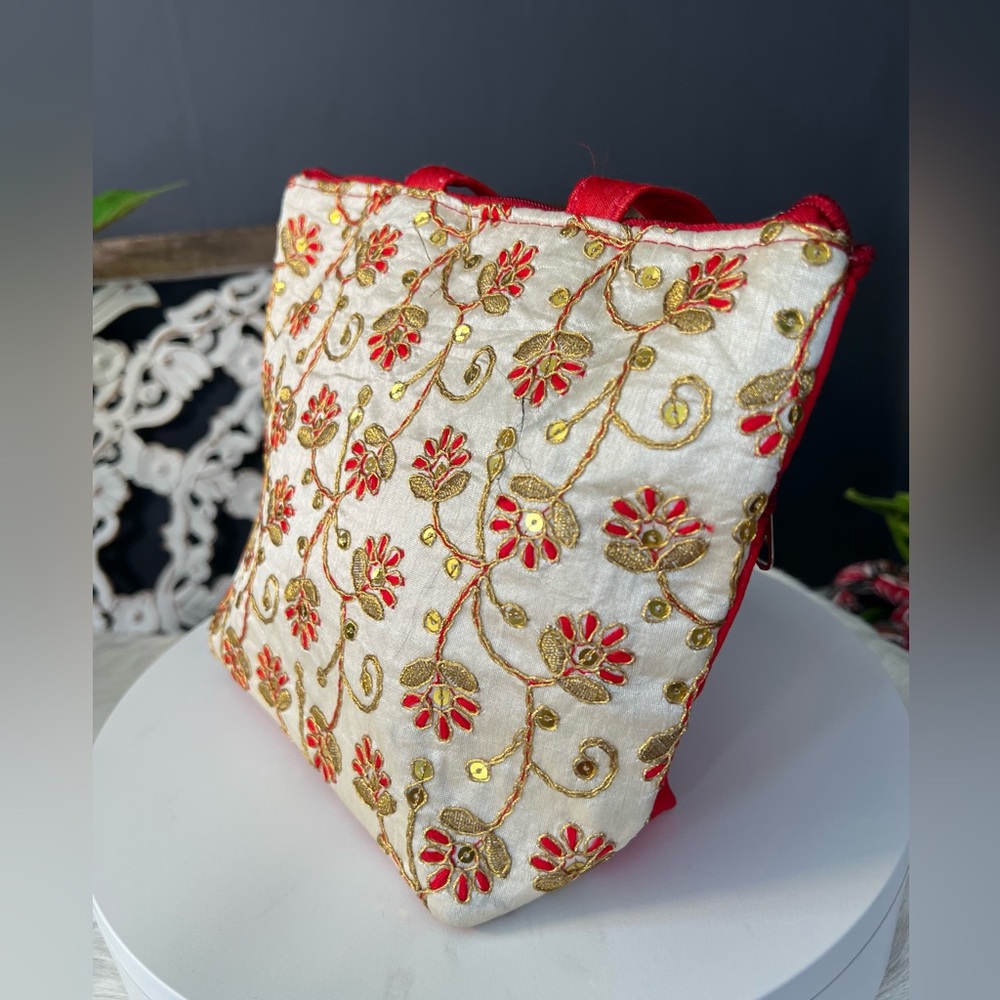 Handmade purse - Picture 1 of 16